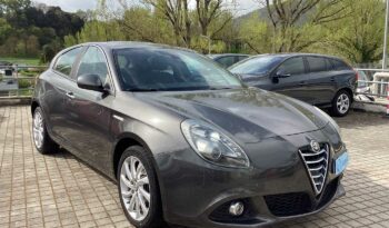 
										Alfa Romeo Giulietta  1.6 JTDm-2 105 CV Distinctive full									